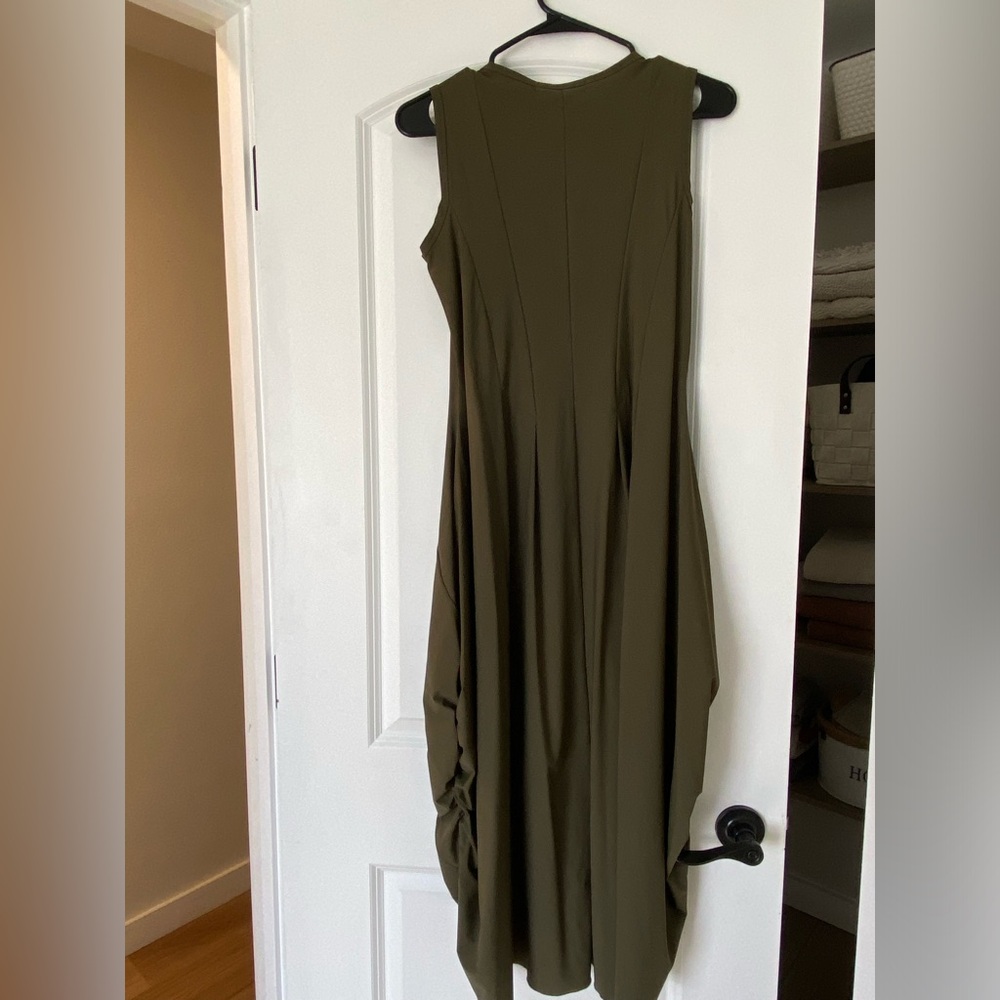 Elegant Olive Green Sleeveless Dress